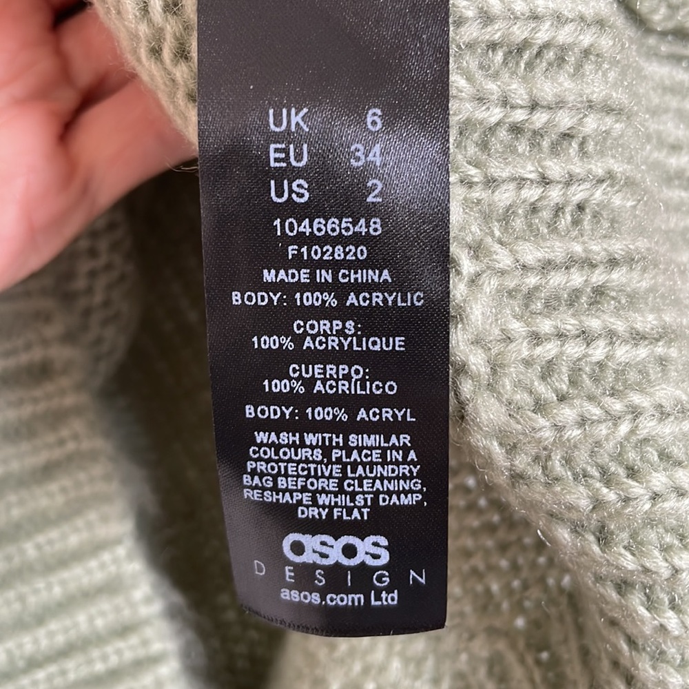 ๐ฆ ASOS petite oversized sweater - NEW! - Picture 6 of 11